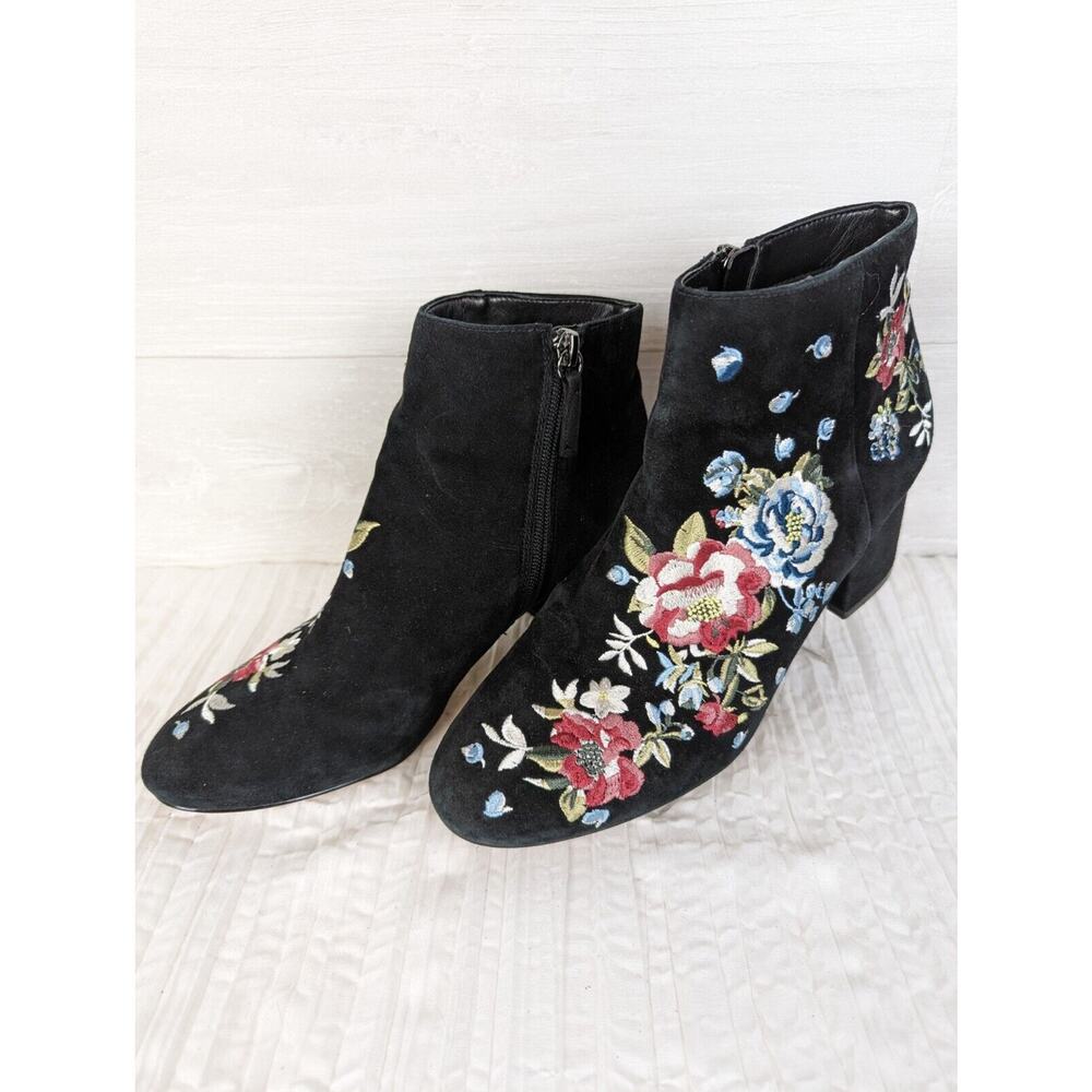 White House Black Market Ankle Booties 7.5 “Titus” Embroidered Black Suede